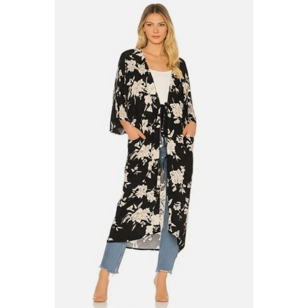 Spiritual Gangster Floral Maya Kimono Black O/S Open Tie Front Pockets Elegant